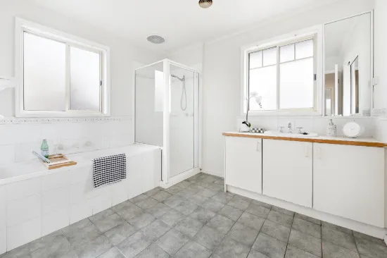 16/8 Monteith Crescent, Endeavour Hills, Vic 3802-Image