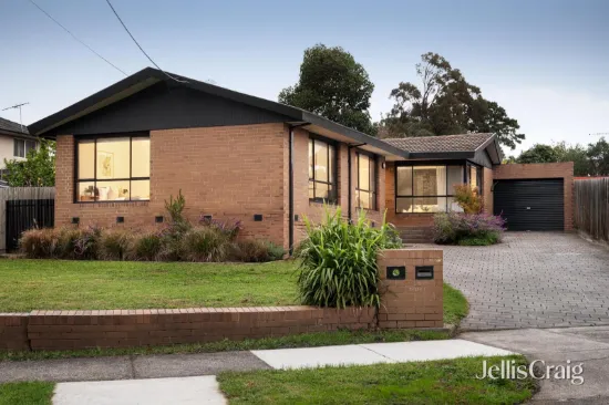 16 Adrian Street, Chadstone, Vic 3148