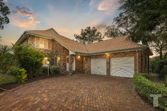 16 Almavale Street, Carindale, Qld 4152
