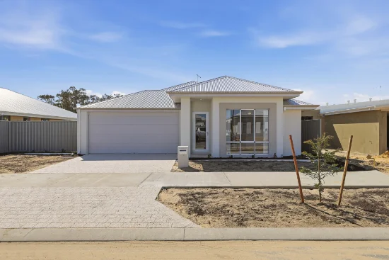 16 Almond Way, South Yunderup, WA 6208