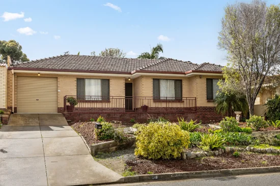 16 Anthony Road, Para Vista, SA 5093