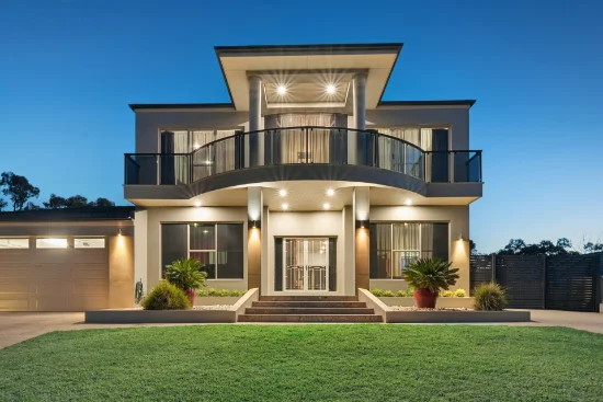 16 Arilpa Court, Kangaroo Flat, Vic 3555