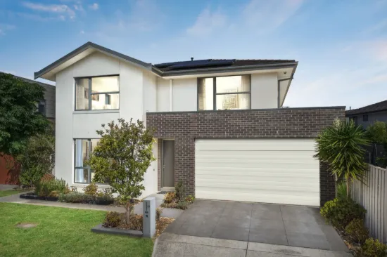 16 Ashberg Drive, Waterways, Vic 3195