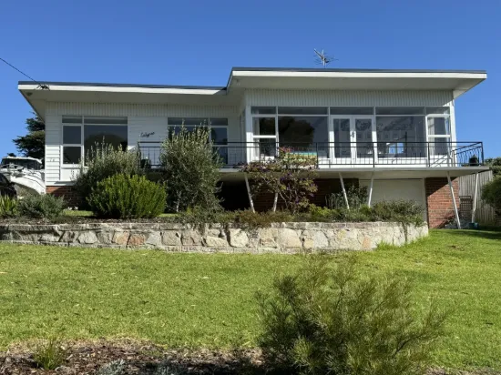 16 Atlas Drive, St Helens, Tas 7216