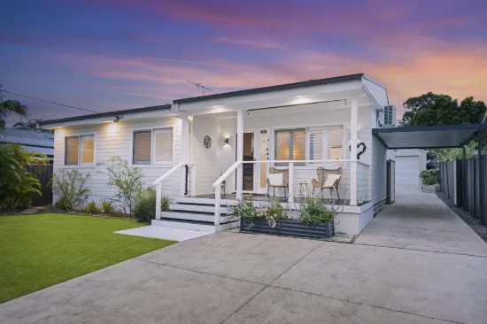 16 Audie Parade, Berkeley Vale, NSW 2261