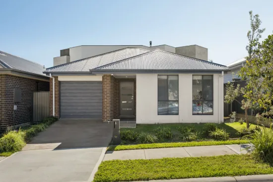 16 Bagnall Street, Gregory Hills, NSW 2557