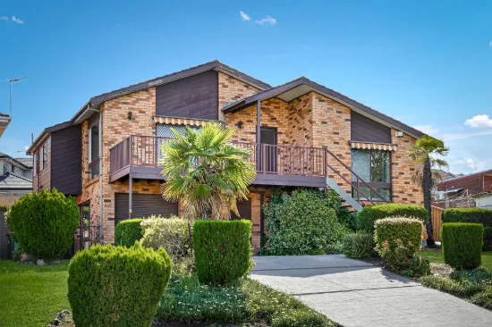 16 Ballina Place, Bossley Park, NSW 2176