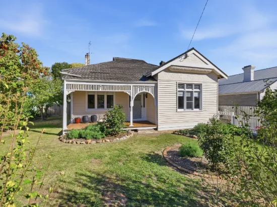 16 Barkly Street, Benalla, Vic 3672