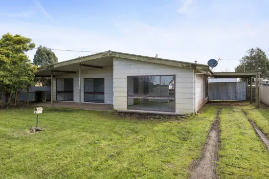 16 Blandford Street, Cobden VIC 3266-Image