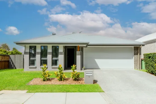 16 Bloomfield Esplanade, South Maclean, Qld 4280