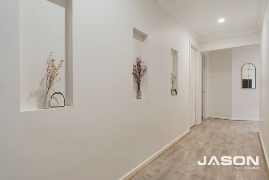16 Brabourne Street, Mickleham, Vic 3064-Image