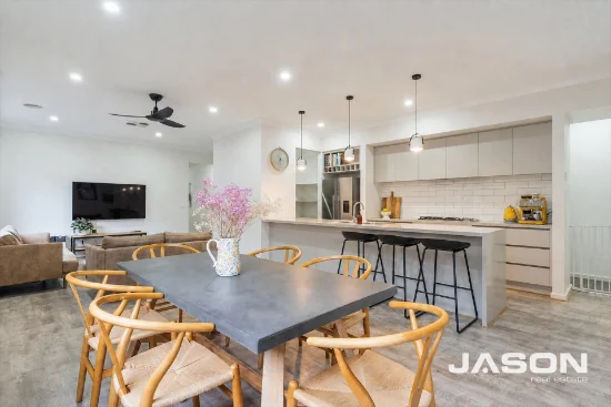 16 Brabourne Street, Mickleham, Vic 3064-Image
