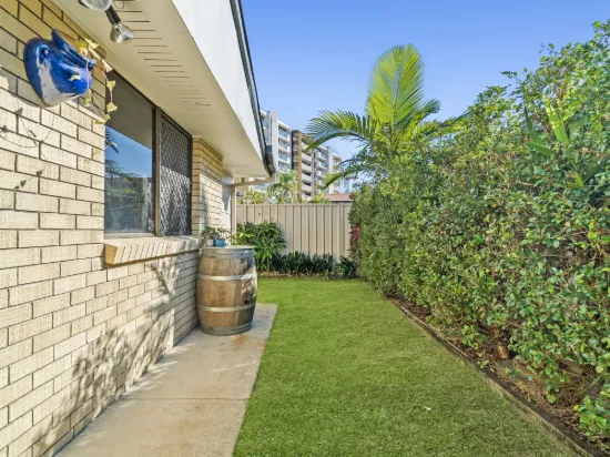 16 Brooke Avenue, Palm Beach, Qld 4221-Image