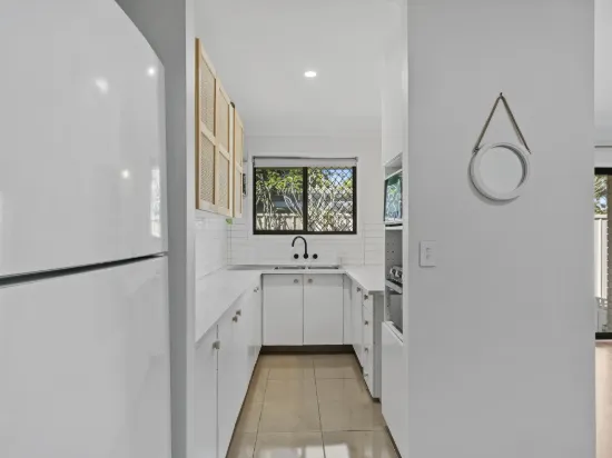 16 Brooke Avenue, Palm Beach, Qld 4221-Image