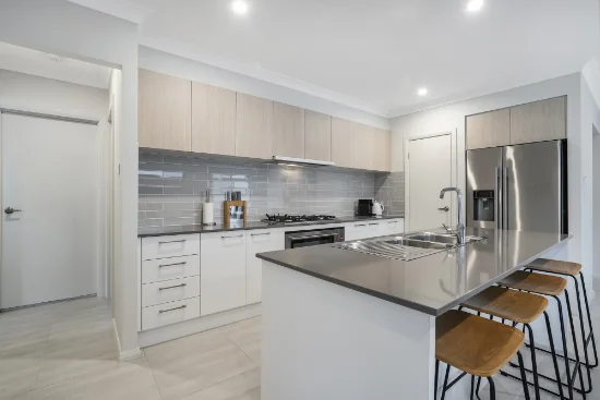 16 Brooker Drive, North Rothbury, NSW 2335