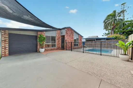 16 Bucas Drive, Bucasia, Qld 4750