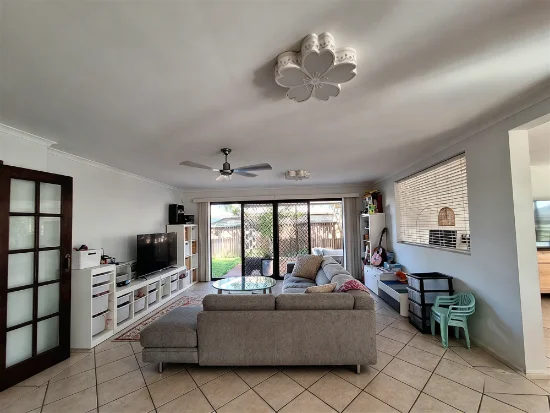 16 Burke Close, Drewvale, Qld 4116