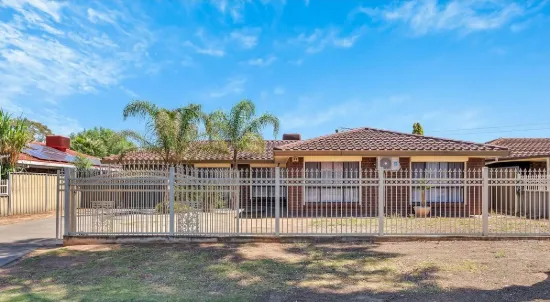 16 Burstall Court, Parafield Gardens, SA 5107