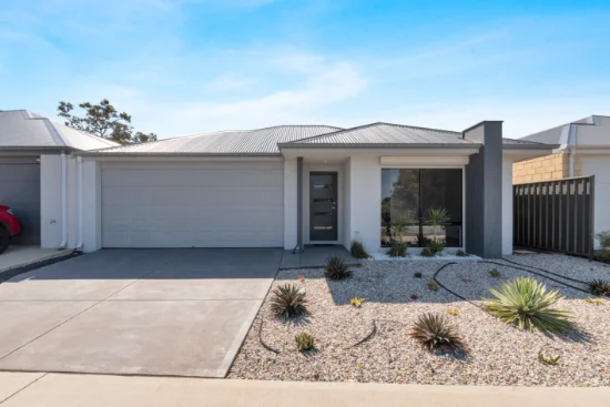 16 Callabonna Esplanade, Lakelands, WA 6180