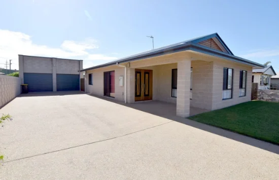 16  Callide Crescent, Barney Point, Qld 4680