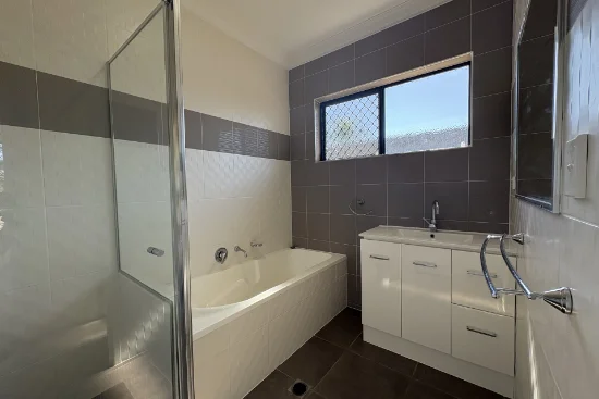 16  Callide Crescent, Barney Point, Qld 4680-Image