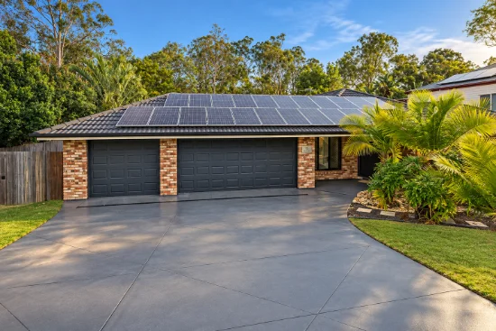 16 Canterbury Close, Forest Lake QLD 4078 - For Rent