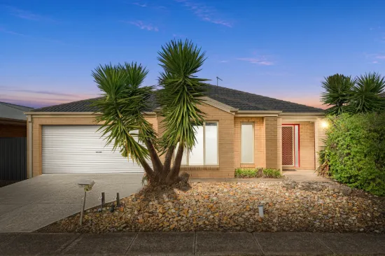 16 Cardinia Grove, Manor Lakes, Vic 3024