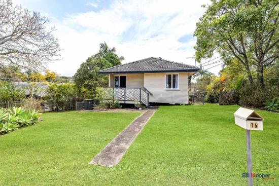 16 Casmaria Street, Mansfield, Qld 4122