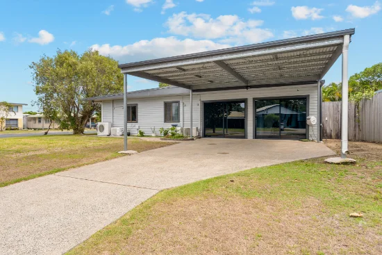 16 Cavanagh Drive, Blacks Beach, Qld 4740
