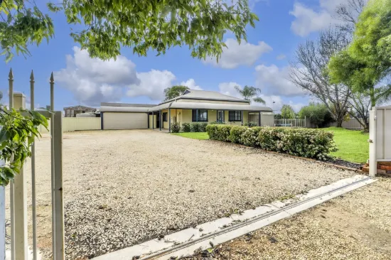 16 Chabrel Road, Barmera, SA 5345