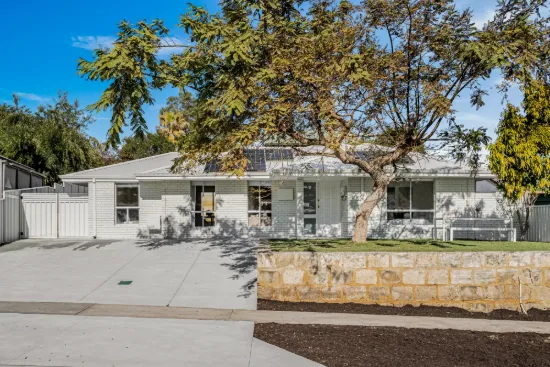 16 Channel Drive, Heathridge, WA 6027