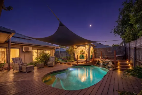 16 Chystanthus Street, Trinity Park, Qld 4879