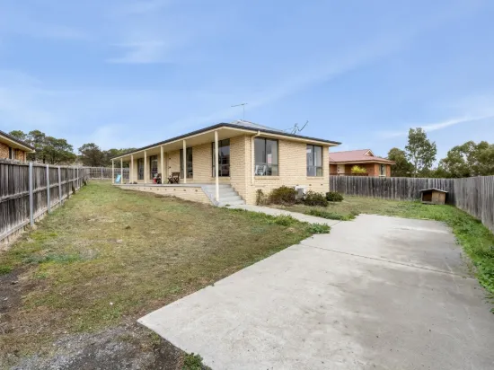 16 Collis Court, Brighton, Tas 7030