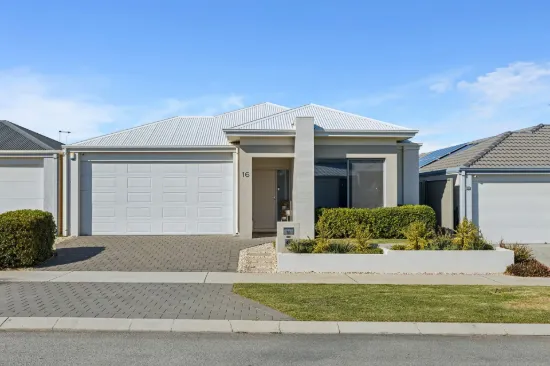 16 Commodore Avenue, Clarkson, WA 6030