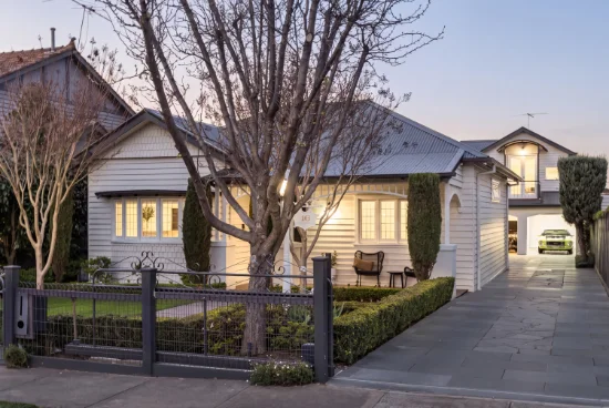 16 Crisp Street, Essendon, Vic 3040
