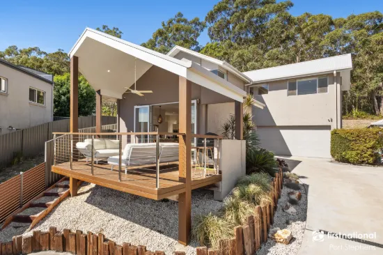 16 Dart Place, Corlette, NSW 2315