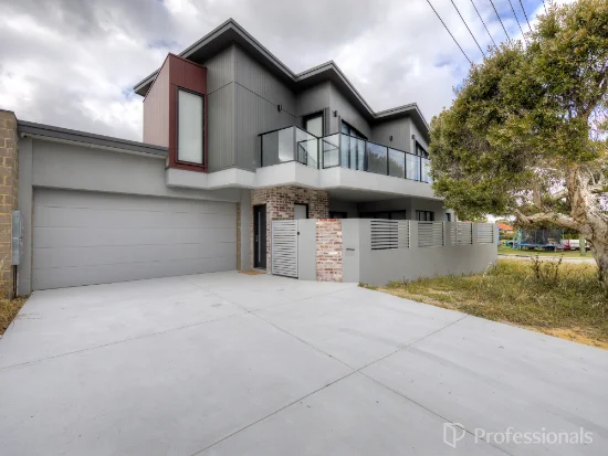 16 Derrington Crescent, Balga, WA 6061
