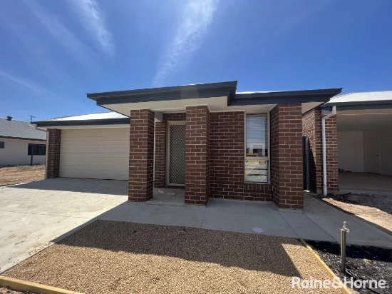 16 Desiree Street, Munno Para, SA 5115