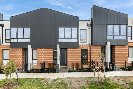 16 Dutch Rd, Sunbury, Vic 3429
