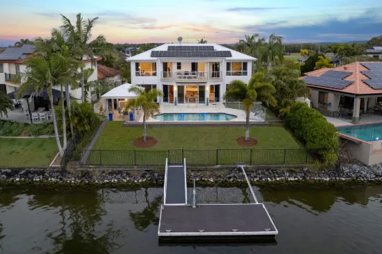 16 Eastpark Waters, Helensvale, Qld 4212