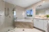 16 Eastpark Waters, Helensvale, Qld 4212-Image