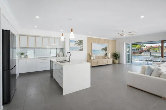 16 Erave Avenue, Runaway Bay, Qld 4216-Image