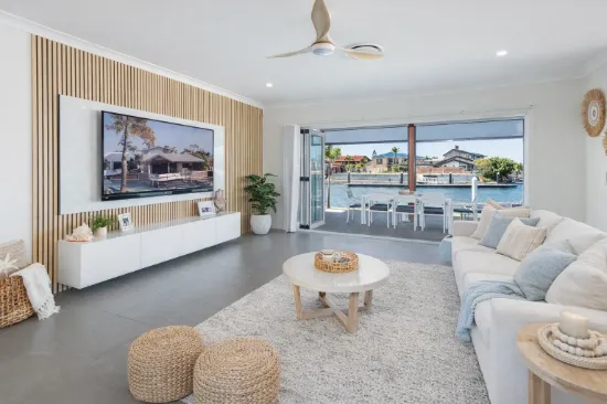16 Erave Avenue, Runaway Bay, Qld 4216-Image
