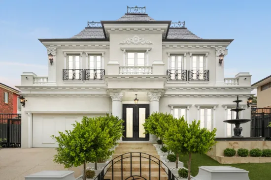16 Garrisson Drive, Glen Waverley, Vic 3150
