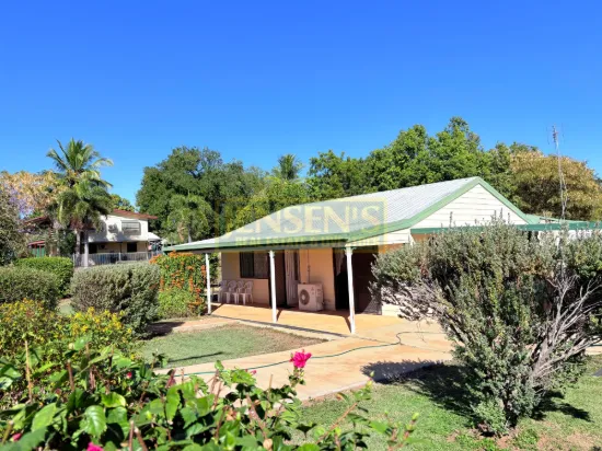 16 Gordon Street, Richmond Hill, Qld 4820