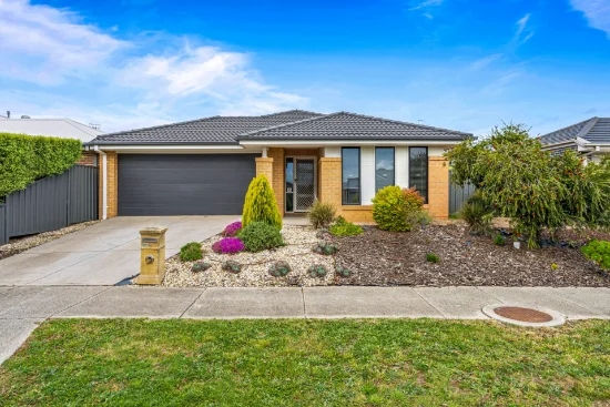 16 Grassy Street, Kilmore, Vic 3764