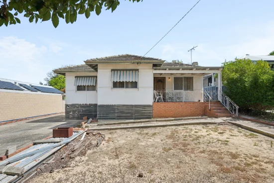 16 Harriott Street, Willagee, WA 6156