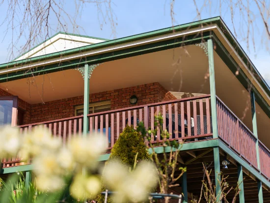 16 Highfield Road, Ambleside, Tas 7310