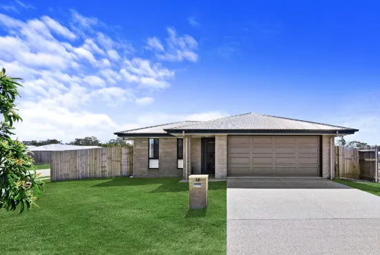 16 Holly Road, Wondunna, Qld 4655