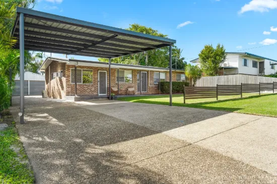 16 Holmes Drive, Beaconsfield, Qld 4740